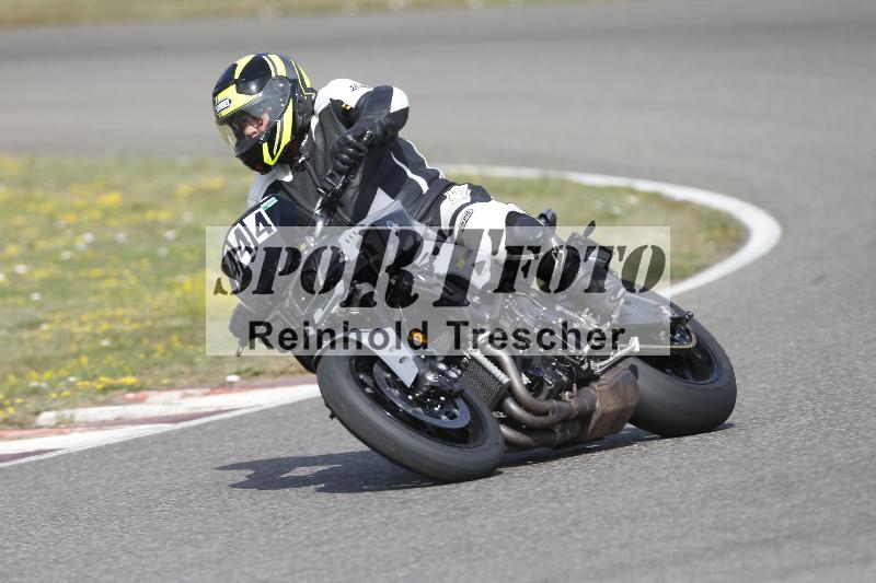 /37 09.08.2026  Pluess Motosport ADR/Freies Fahren/444